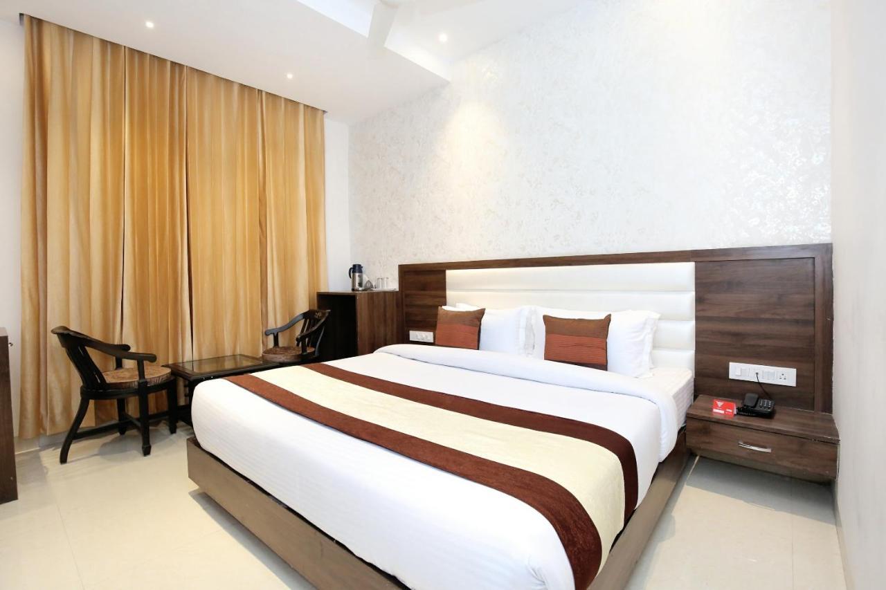 Oyo 11680 Hotel Grand Star Amritsar Esterno foto