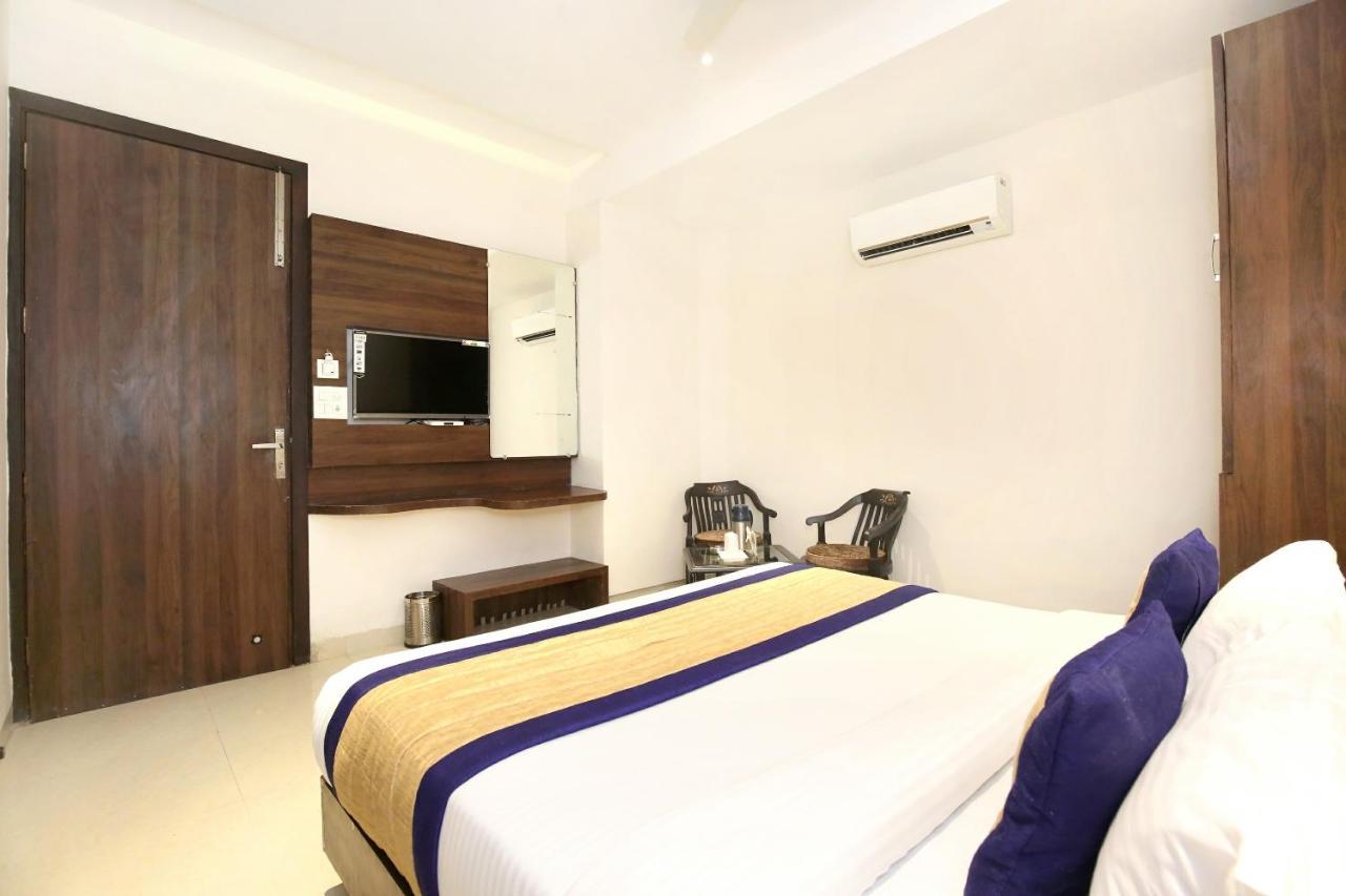 Oyo 11680 Hotel Grand Star Amritsar Esterno foto